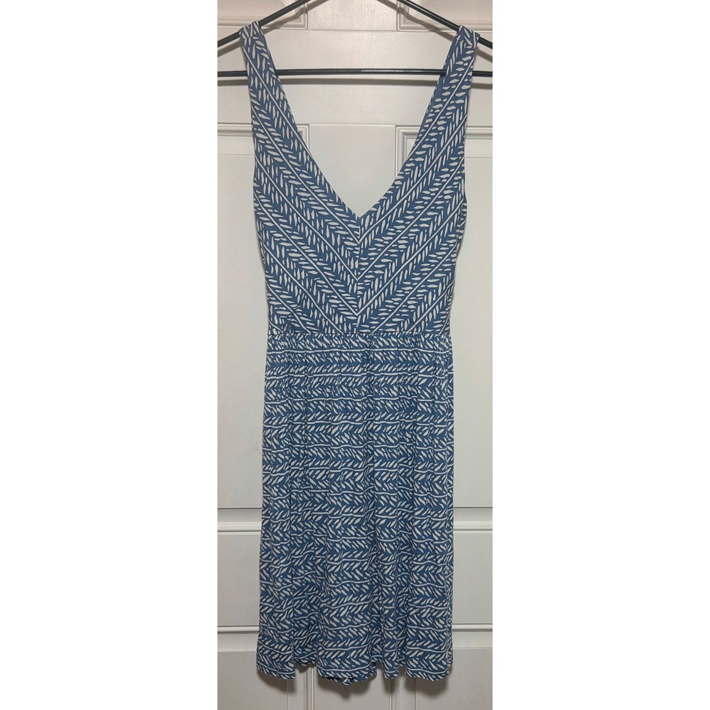 Ann Taylor LOFT Blue White Leaf Print Crossover Back V-Neck Dress Medium
